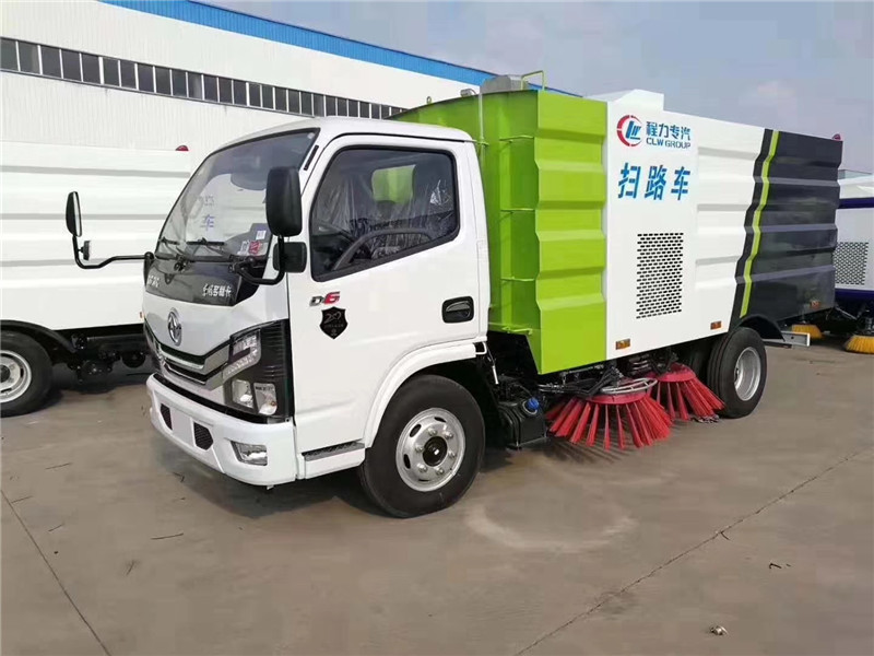 國(guó)六東風(fēng)多利卡5方掃路車 國(guó)六東風(fēng)多利卡5方掃路車